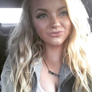 Meet your Posher, Carissa